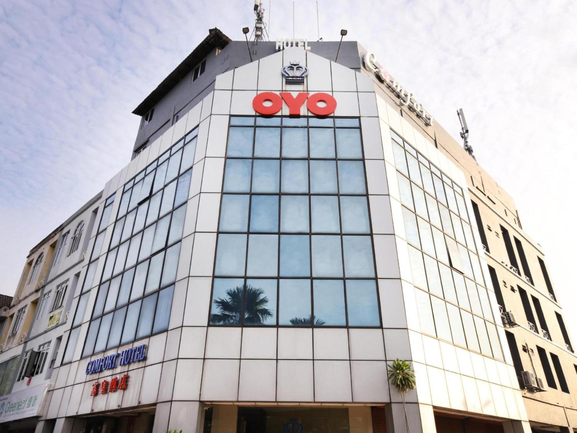 Super Oyo 447 Comfort Hotel Meru 클랑 외부 사진